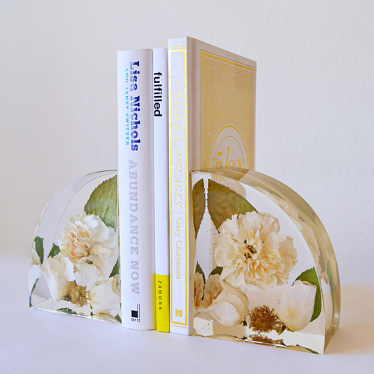 Resin or Shadow Box? How to Choose the Right Floral Keepsake