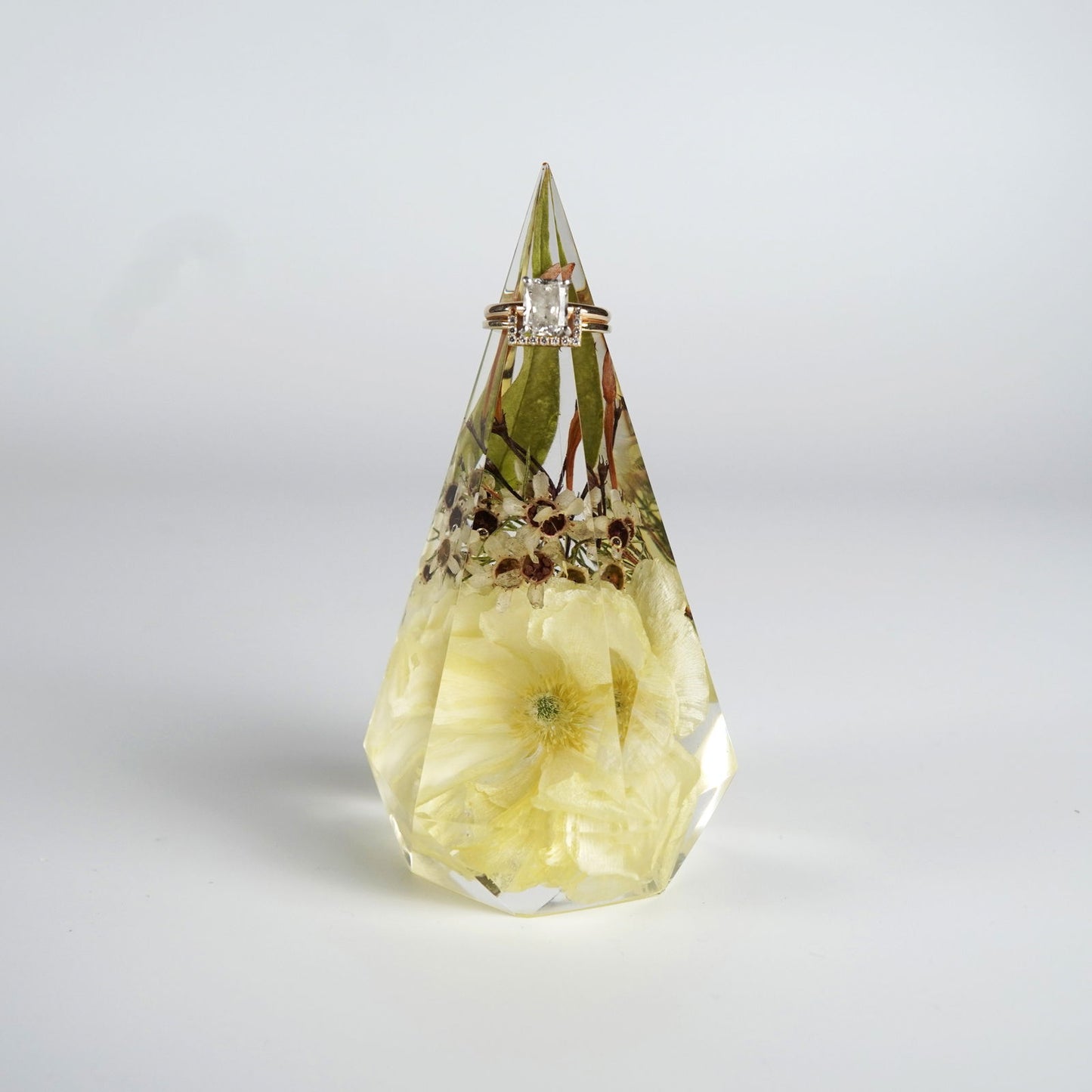 Ring Holder - Endless Florals