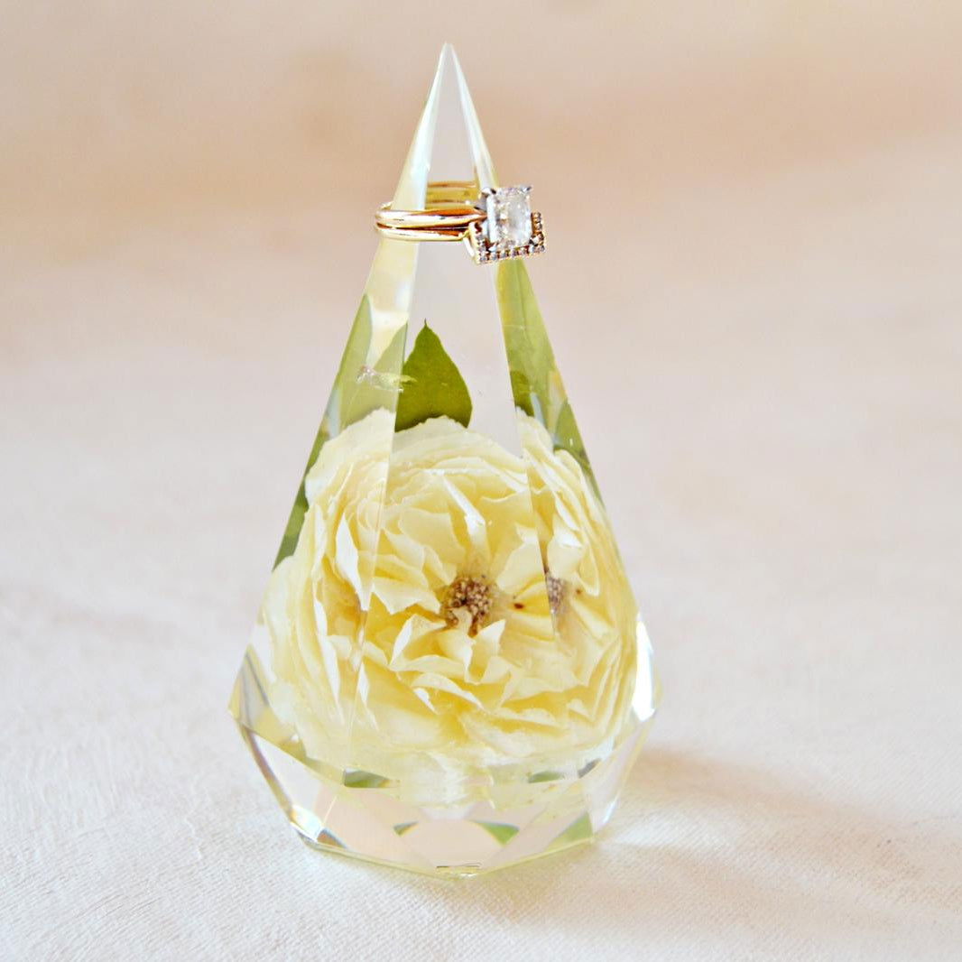 Ring Holder - Endless Florals